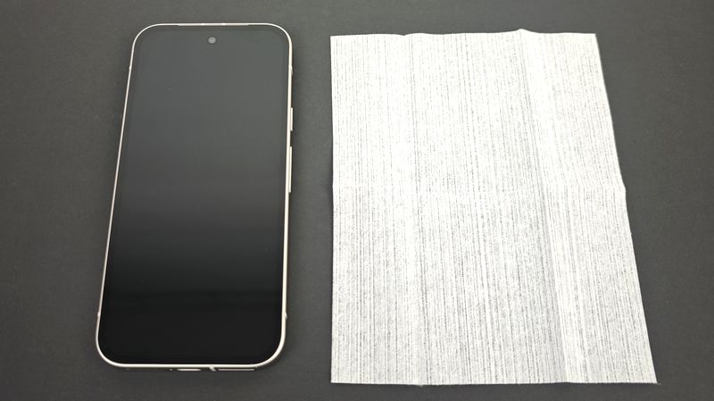 「携帯用メガネ拭き」は大きめサイズでカット利用もおすすめ!