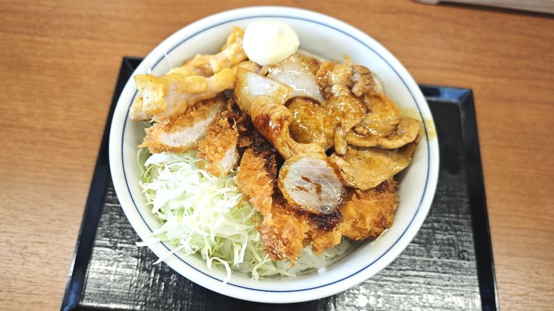 待つこと10分弱