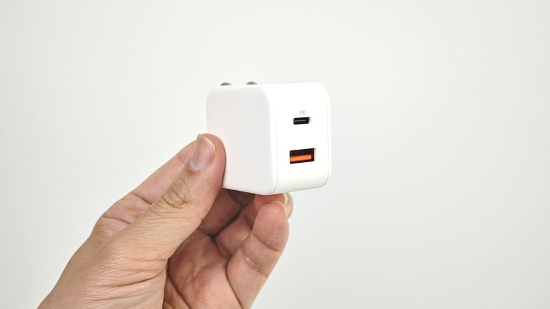 無印「急速充電器 USB-C/USB-A」はコスパ優等生の急速充電器!