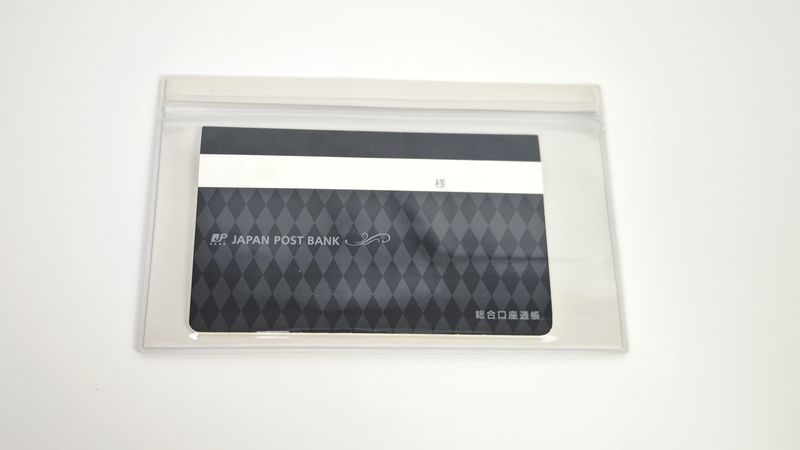 小物収納にとても便利な片面クリアのめちゃ薄ケース!