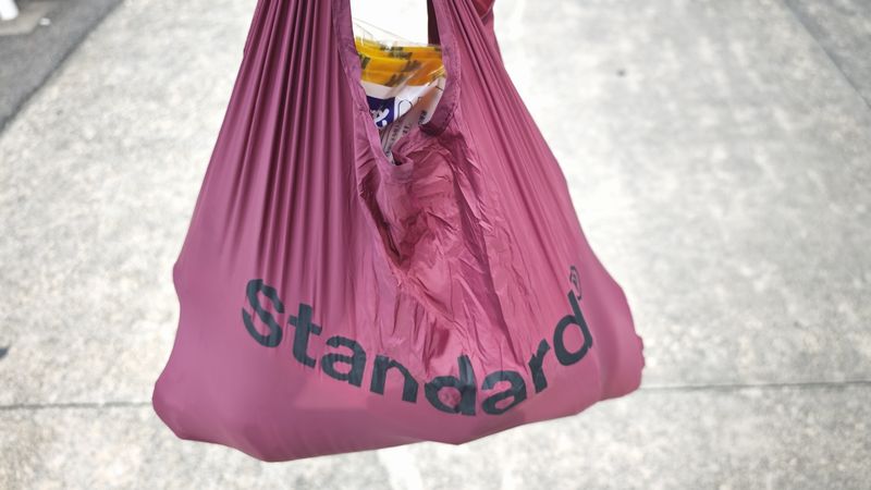 スタンダードプロダクツ「エコバッグ くしゅっとコンパクト」の耐荷重量は?