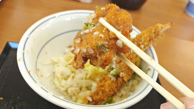 鶏のから揚げ