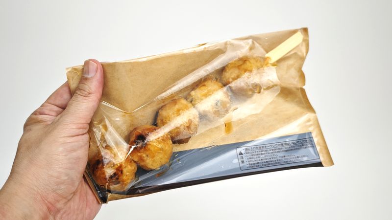 盛りすぎ!大きなタレつくね串(なんこつ入) (税込198円)