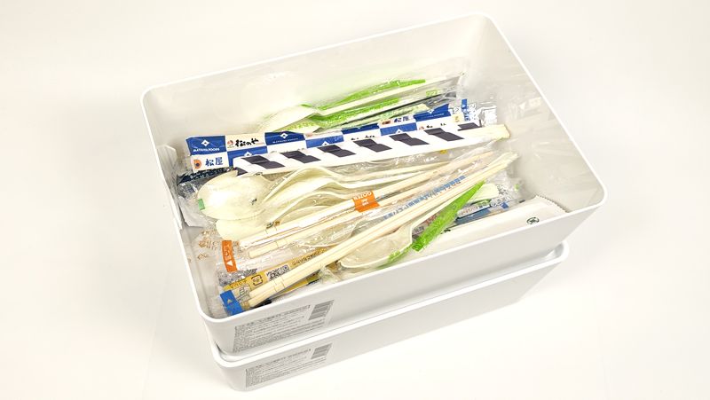 割り箸やプラスチックスプーン