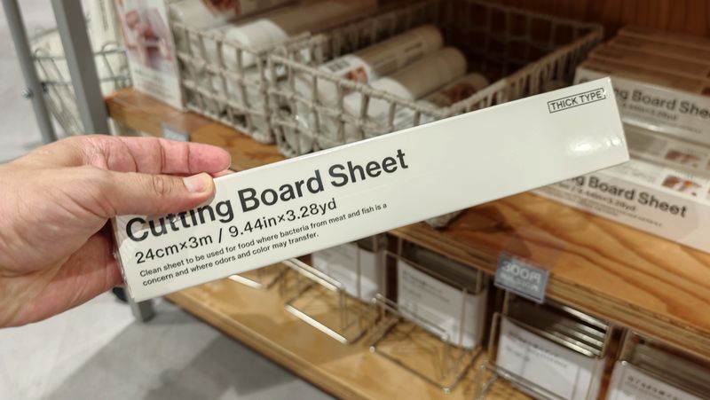 スタンダードプロダクツ「抗菌まな板シート」は調理楽しくなる素敵アイテム!