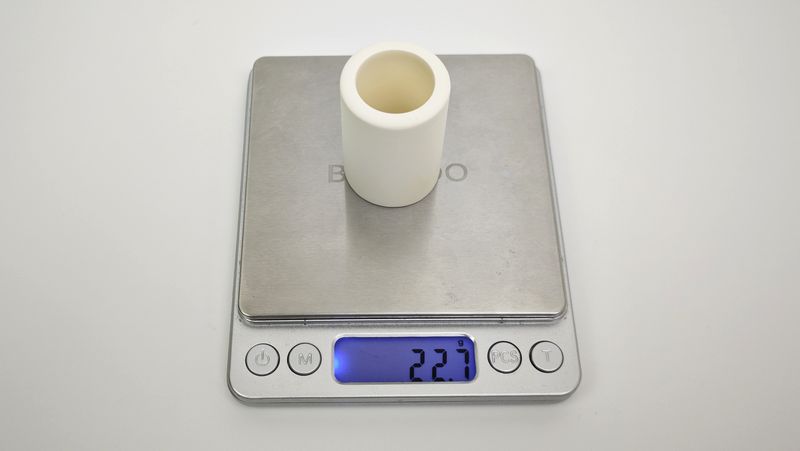 重さは実測で約22.7g