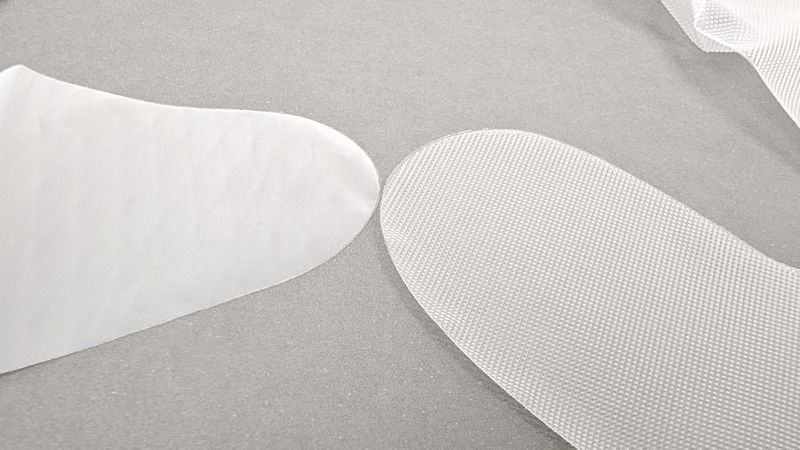 外エンボス加工無しでやや滑りやすいことは注意！