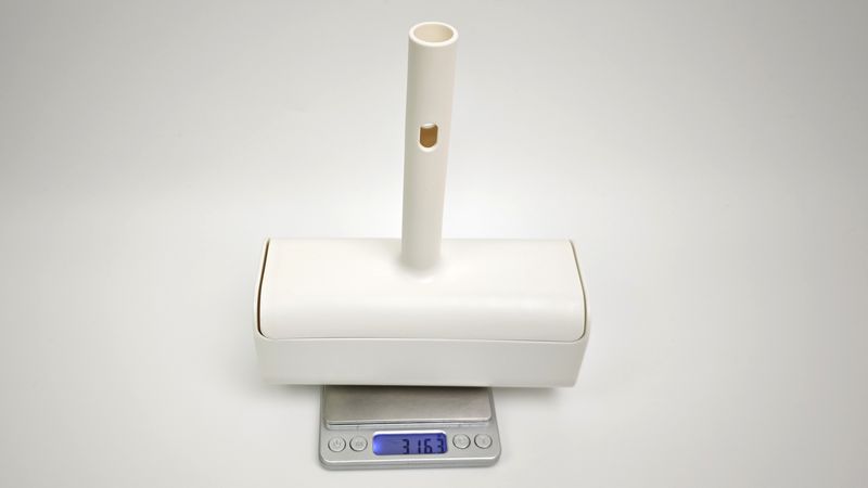 重さは実測316.3g