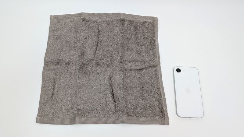 スタプロ「FLUFFY TOWEL ハンドタオル」のサイズ