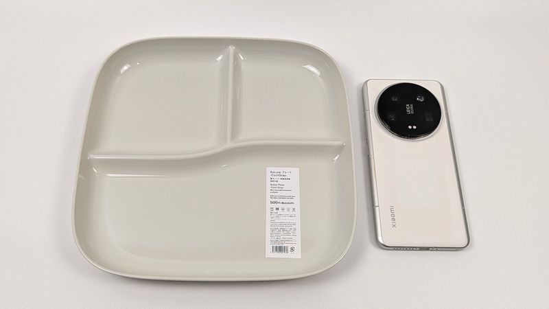 スタプロ「SoLow プレート」のサイズと重さ