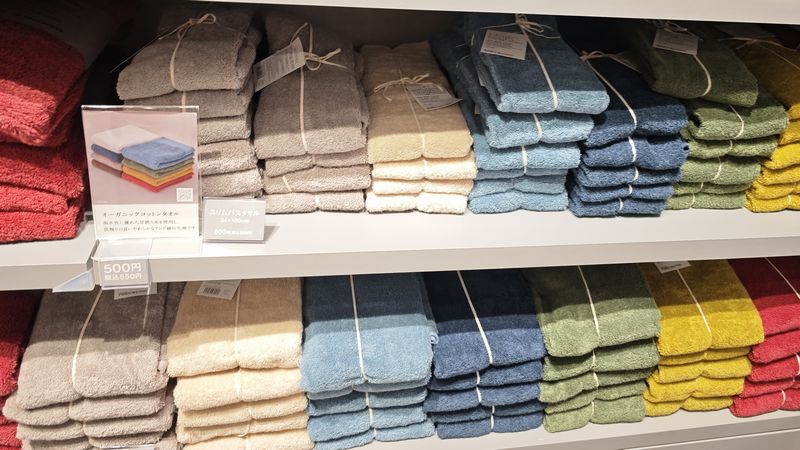 「オーガニックコットンタオル」は一部カラーがオンライン取り扱い有り！