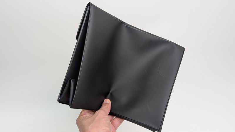 本体素材はEVA樹脂で柔らかくて軽い