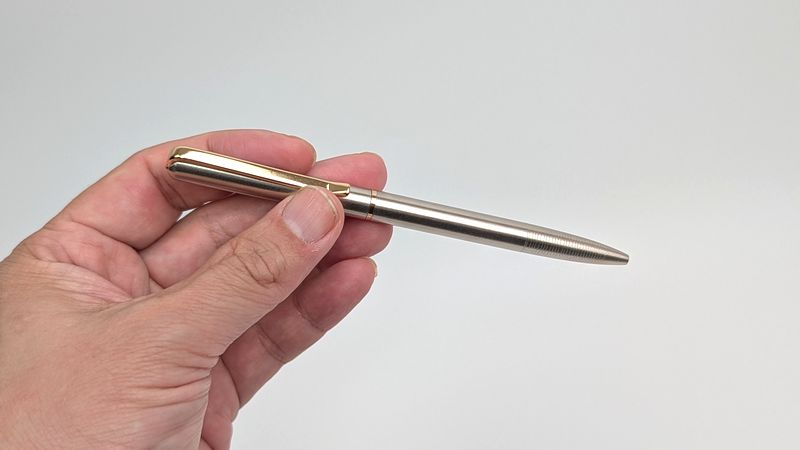 その軽さに驚きます