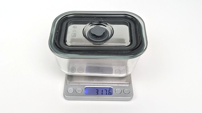 重さは実測317.6g