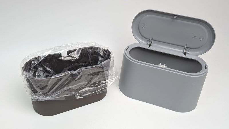 ゴミ袋をセットしてカバーをつける