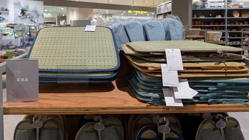 2026年春には「い草」を使ったクッションが新発売