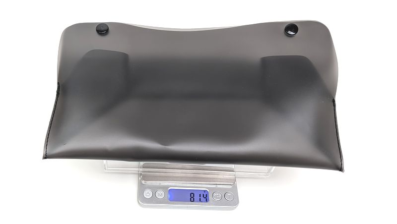 「ティッシュボックスカバー」の重さは実測81.4g。