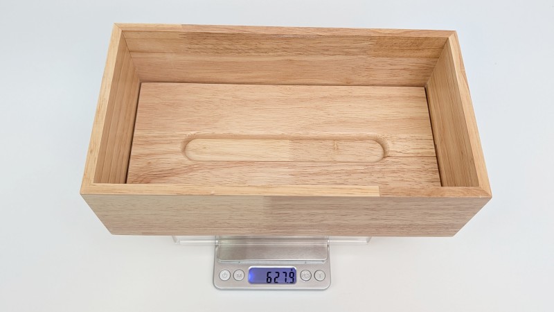 スタプロ「木製ティッシュケース」の重さ