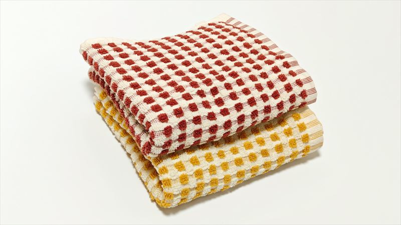 ペラペラ感なし！ドットの立体感で感じるちょうどいい厚みペラペラ感なし！ドットの立体感で感じるちょうどいい厚み