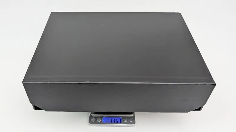 スタプロ「クローズド ストレージボックス スリム」の重さ