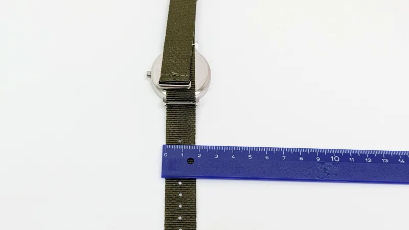 バンドの幅は18mm