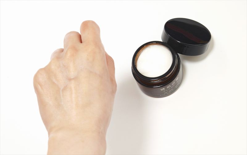 スタンダードプロダクツ「琥珀の雫 ジェルクリーム」のおすすめな点と気になる点