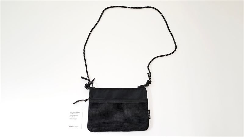 「サコッシュショルダーバッグ」はオンライン取り扱いアイテム