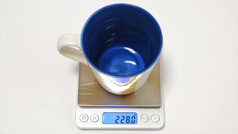 「マグカップ」の重さは実測228g